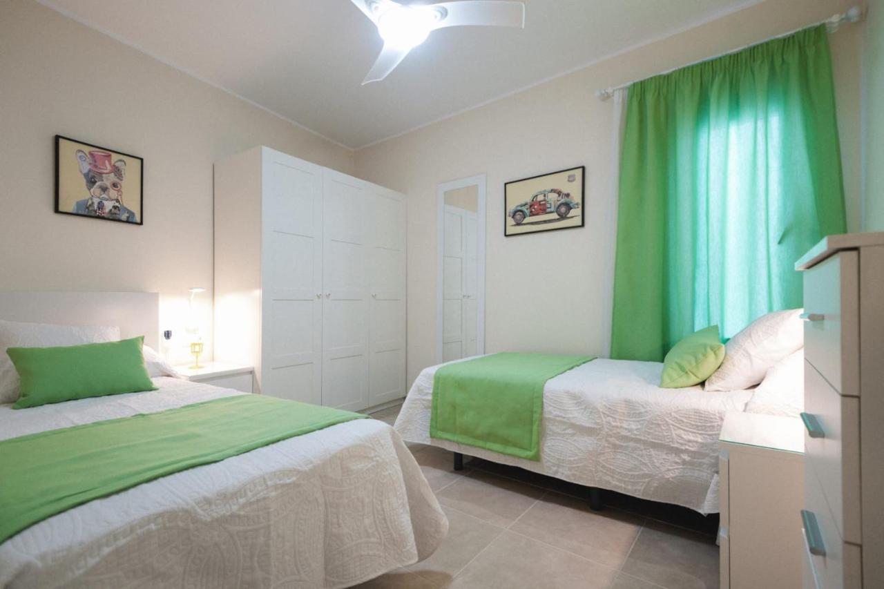 La Entallada Apartment *